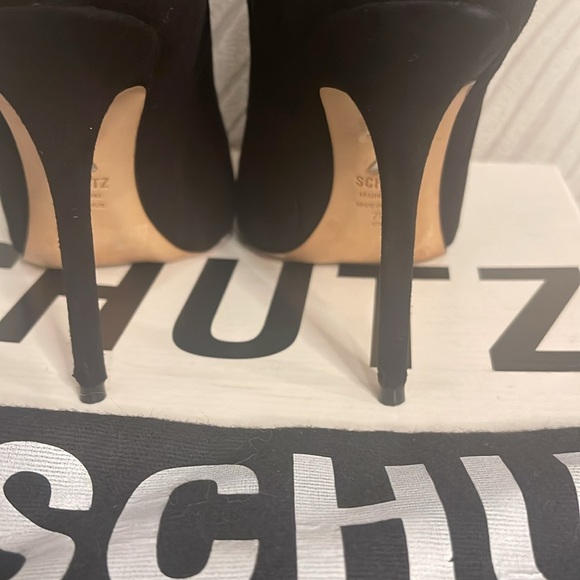 SCHUTS BOOTZ size 7 - Picture 6 of 8